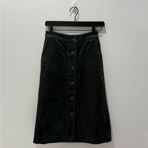 Elegant Green Corduroy Skirt